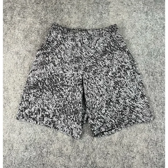 Lululemon Pace Breaker Shorts 9" Mens Small Lined Gray Splatter Soul Cycle Skull - Picture 2 of 10